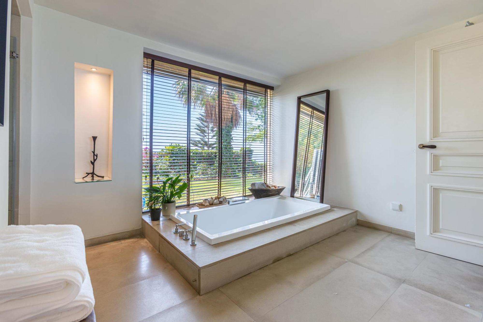 Lxr Villa With Breathtaking Views To The Mediterranean 4 Hab Torremuelle Exteriör bild