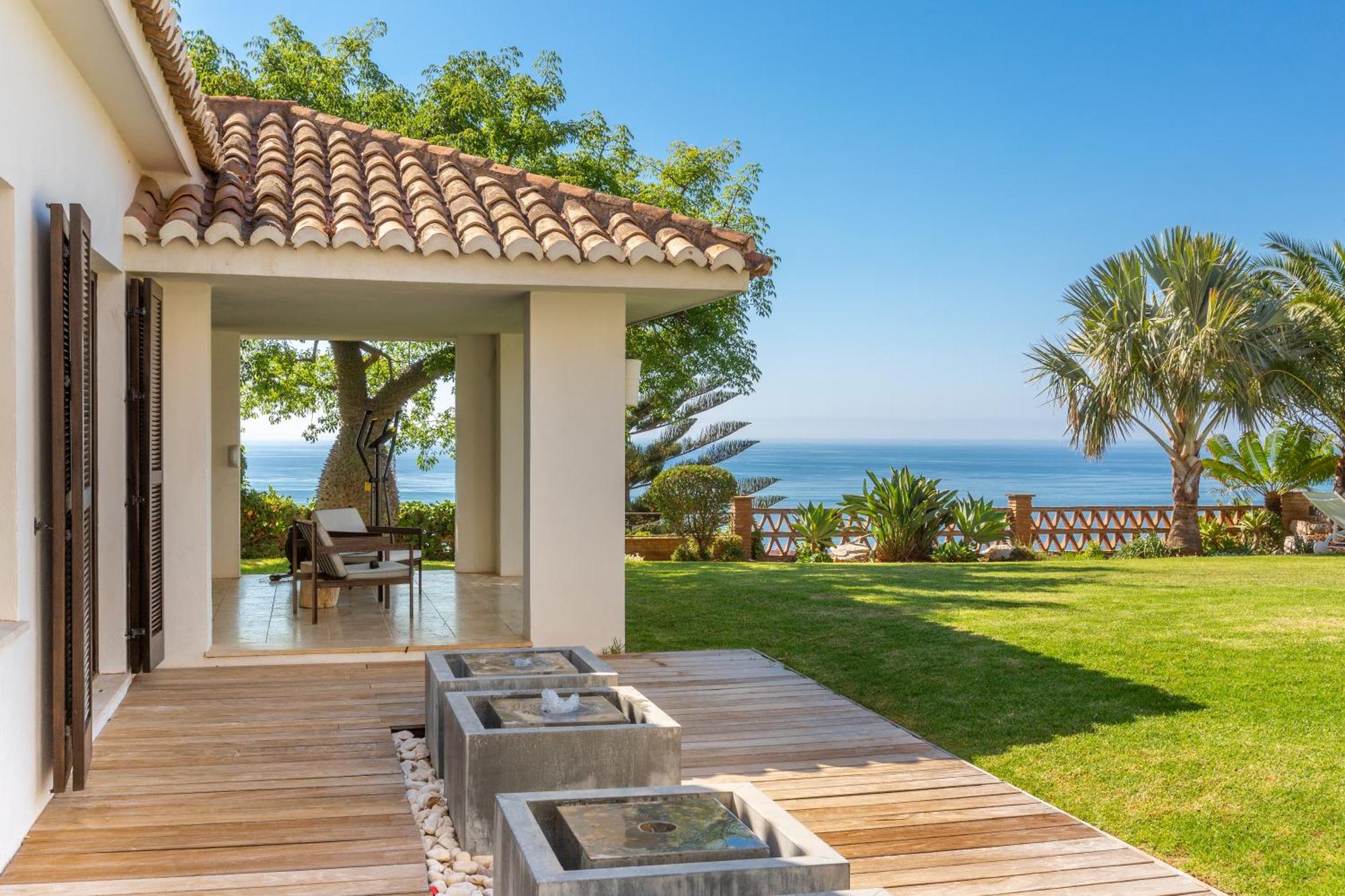 Lxr Villa With Breathtaking Views To The Mediterranean 4 Hab Torremuelle Exteriör bild